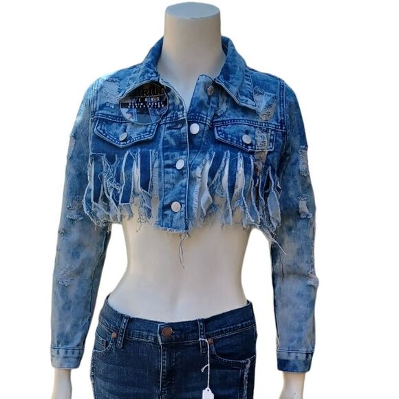 5690...Thrill Tasseled Ripped Crop Long Sleeve Denim Jacket Size Small - Picture 2 of 5